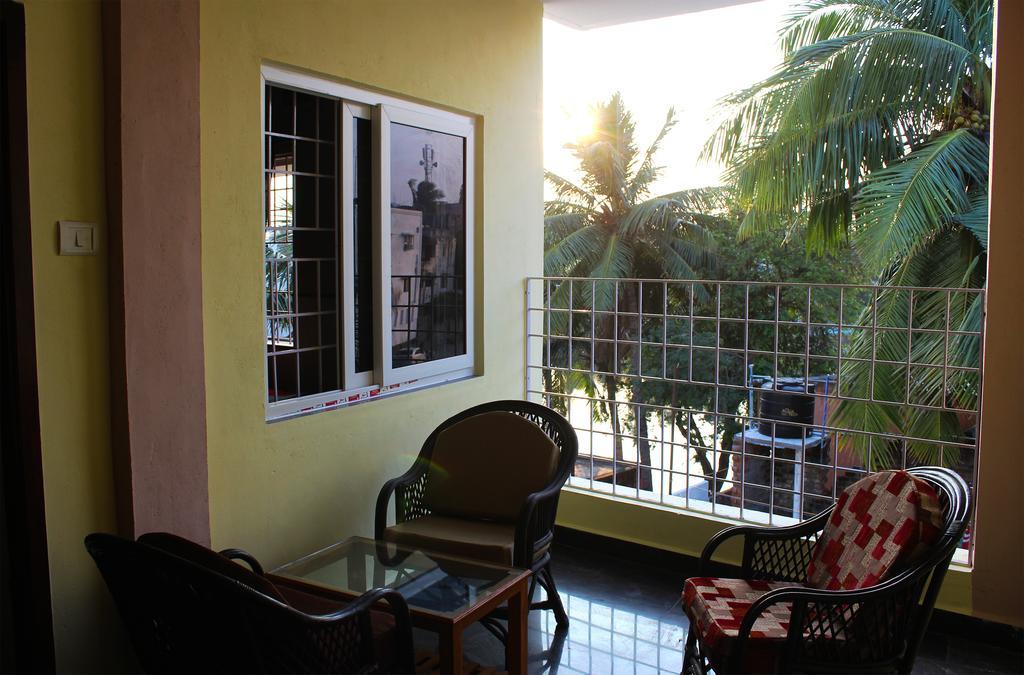 Vinodhara Guest House مهاباليبورام الغرفة الصورة