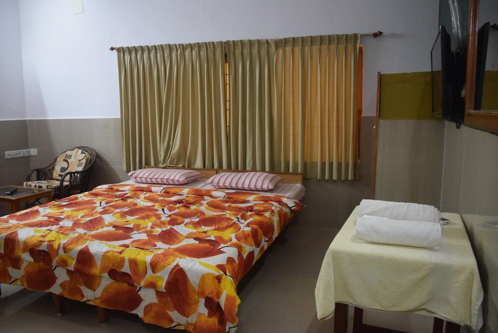 Vinodhara Guest House مهاباليبورام المظهر الخارجي الصورة